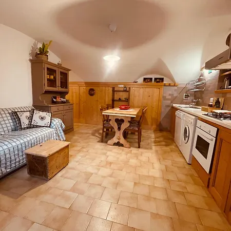 아파트 Casetta Cucu *