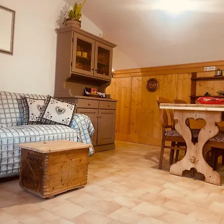 Casetta Cucu 아파트 산비토디카도레