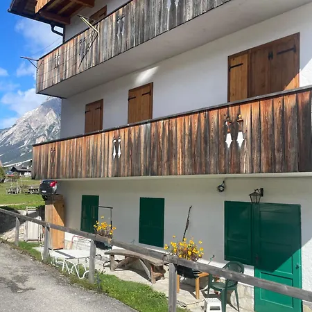 Casetta Cucu Διαμέρισμα San Vito di Cadore