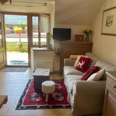 Casetta Cucu Apartment *